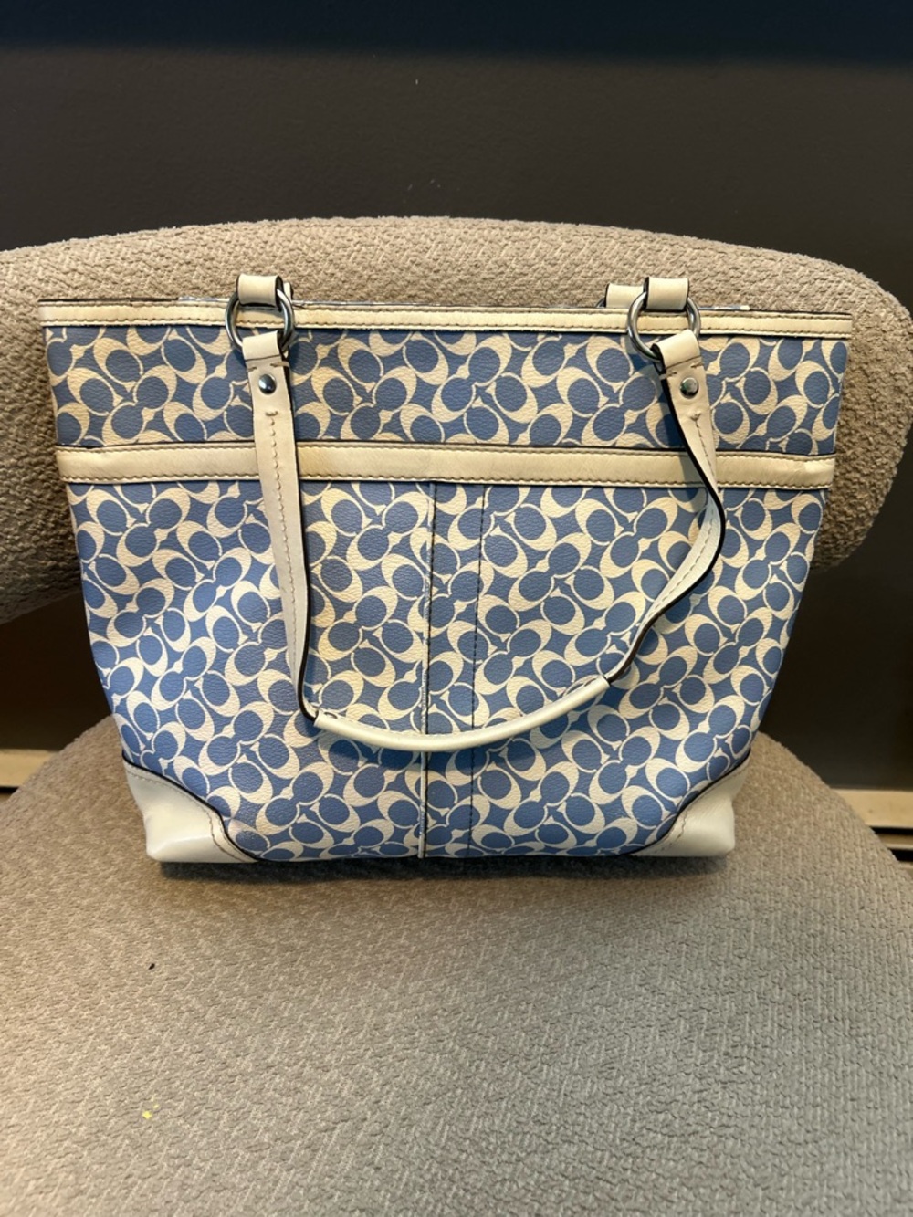 Coach Blue Chelsea Heritage Signature Tote with Cosmetic Pouch Set - Picture 3 of 11